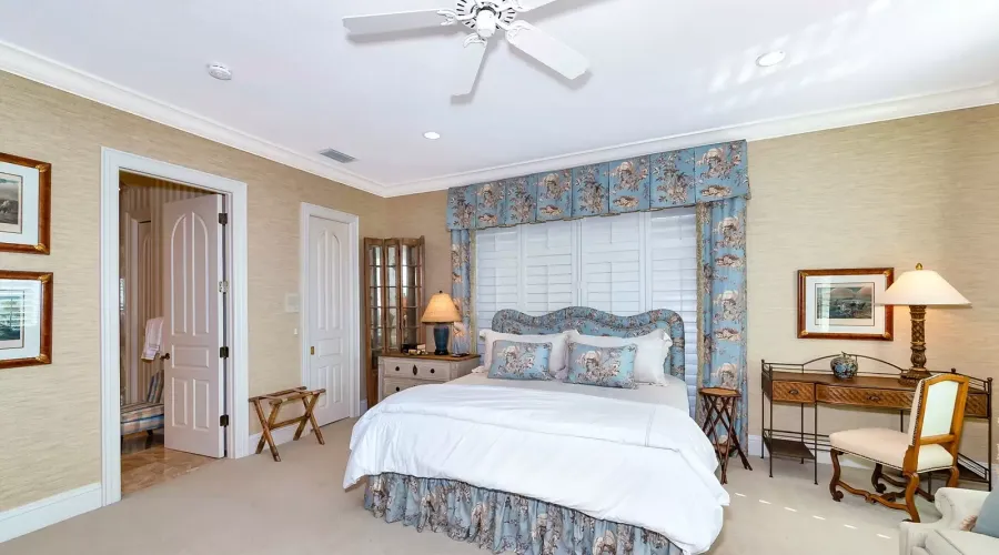 60 lighthouse PT Drive, Longboat Key, Florida, 34228, United States, 5 Bedrooms Bedrooms, 10 Rooms Rooms,6 BathroomsBathrooms,Residential,For Sale,lighthouse PT,1459580
