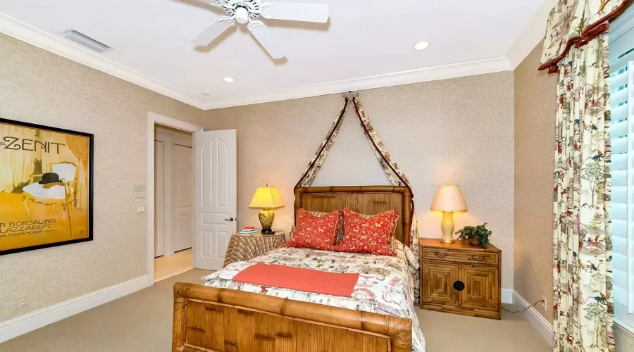 60 lighthouse PT Drive, Longboat Key, Florida, 34228, United States, 5 Bedrooms Bedrooms, 10 Rooms Rooms,6 BathroomsBathrooms,Residential,For Sale,lighthouse PT,1459580