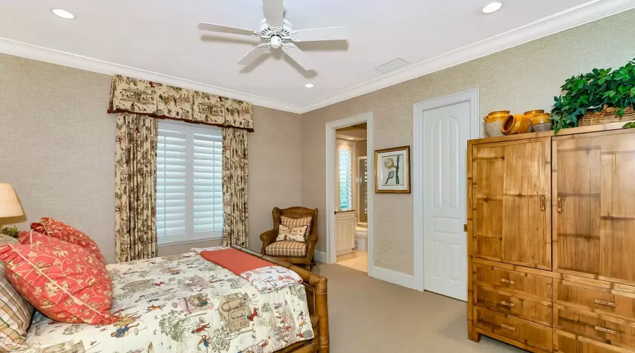 60 lighthouse PT Drive, Longboat Key, Florida, 34228, United States, 5 Bedrooms Bedrooms, 10 Rooms Rooms,6 BathroomsBathrooms,Residential,For Sale,lighthouse PT,1459580