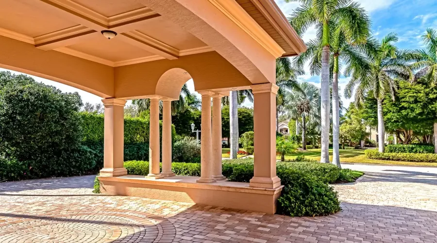 60 lighthouse PT Drive, Longboat Key, Florida, 34228, United States, 5 Bedrooms Bedrooms, 10 Rooms Rooms,6 BathroomsBathrooms,Residential,For Sale,lighthouse PT,1459580