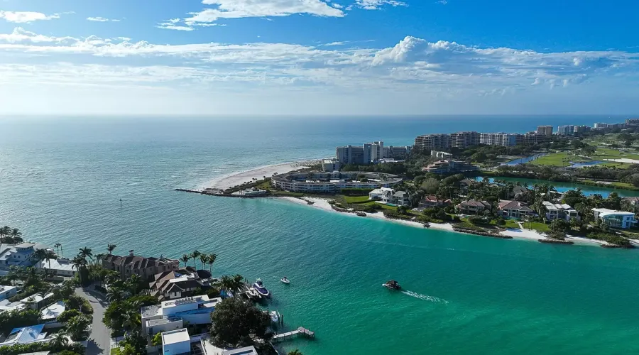 60 lighthouse PT Drive, Longboat Key, Florida, 34228, United States, 5 Bedrooms Bedrooms, 10 Rooms Rooms,6 BathroomsBathrooms,Residential,For Sale,lighthouse PT,1459580