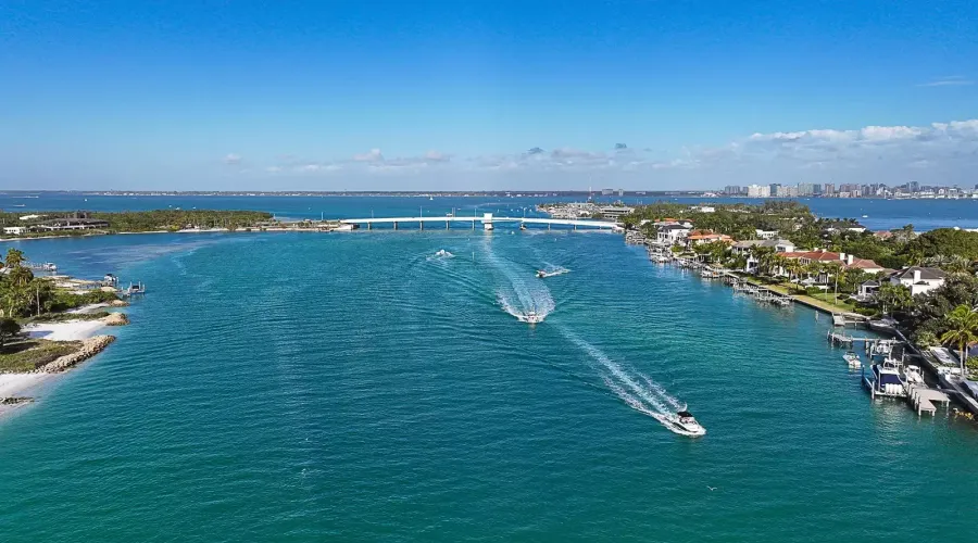 60 lighthouse PT Drive, Longboat Key, Florida, 34228, United States, 5 Bedrooms Bedrooms, 10 Rooms Rooms,6 BathroomsBathrooms,Residential,For Sale,lighthouse PT,1459580