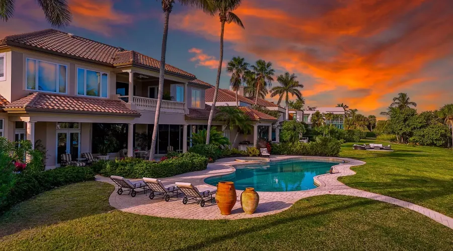 60 lighthouse PT Drive, Longboat Key, Florida, 34228, United States, 5 Bedrooms Bedrooms, 10 Rooms Rooms,6 BathroomsBathrooms,Residential,For Sale,lighthouse PT,1459580
