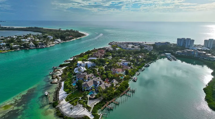 60 lighthouse PT Drive, Longboat Key, Florida, 34228, United States, 5 Bedrooms Bedrooms, 10 Rooms Rooms,6 BathroomsBathrooms,Residential,For Sale,lighthouse PT,1459580