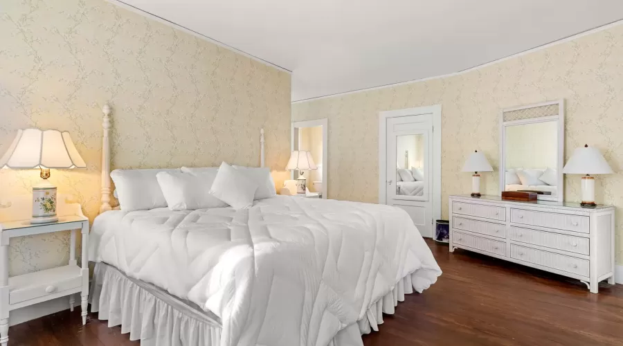 15 Brier Road, Gloucester, Massachusetts, United States, 8 Bedrooms Bedrooms, 18 Rooms Rooms,6 BathroomsBathrooms,Residential,For Sale,Brier,1470774
