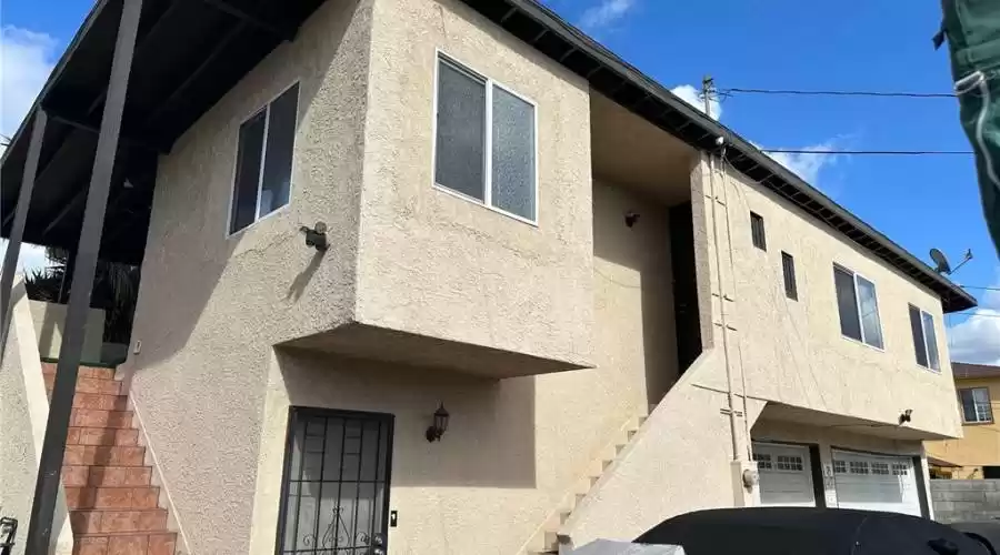 1451 W 108th Street 4, LOS ANGELES, California, 90047, United States, ,Residential,For Sale,1451 W 108th Street 4,1471319