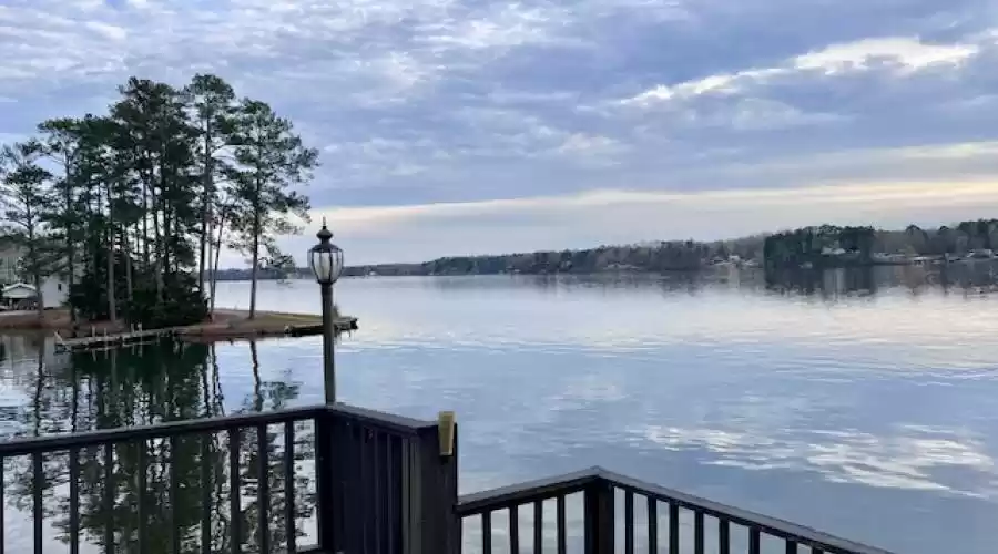 400 Yacht Club Road, Titus, Alabama, 36080, United States, 5 Bedrooms Bedrooms, ,5 BathroomsBathrooms,Residential,For Sale,400 Yacht Club Road,1478064