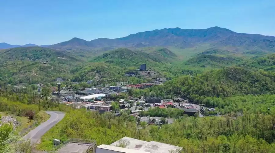 855 Campbell Lead Road, #406, Gatlinburg, Tennessee, 37738, United States, 3 Bedrooms Bedrooms, ,4 BathroomsBathrooms,Residential,For Sale,855 Campbell Lead Road , #406,1478079