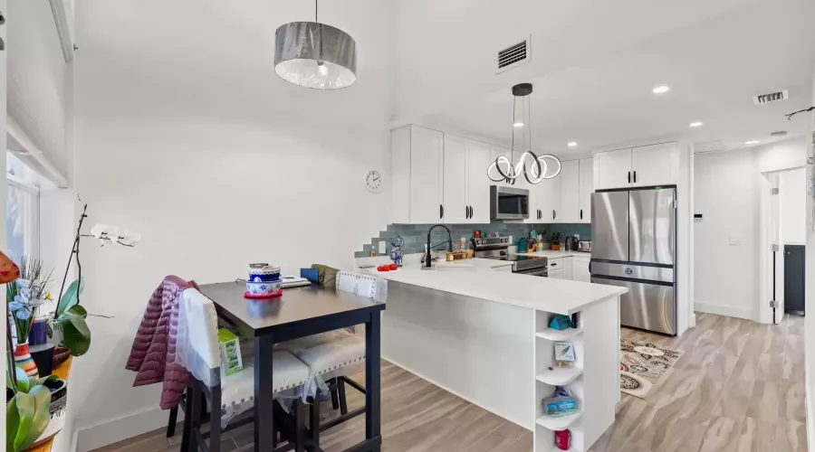 838-840 Rabbit Road, Sanibel, Florida, 33957, United States, 4 Bedrooms Bedrooms, 14 Rooms Rooms,2 BathroomsBathrooms,Residential,For Sale,Rabbit,1481663