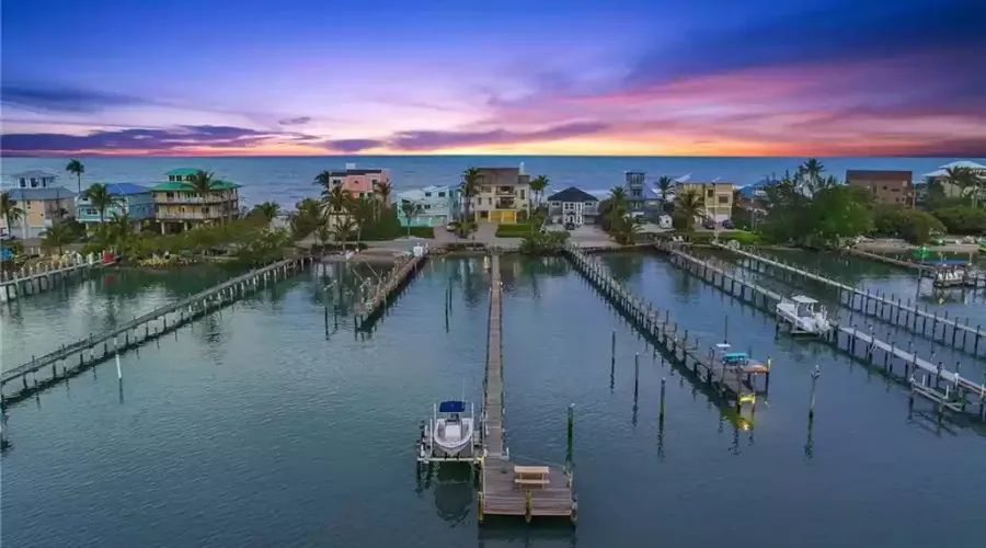 777 se macarthur BLVD, Stuart, Florida, 34996, United States, 3 Bedrooms Bedrooms, ,3 BathroomsBathrooms,Residential,For Sale,777 se macarthur BLVD,1489401