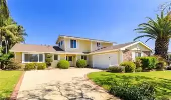 1411 E 1st St, Tustin, California, 92780, United States, 4 Bedrooms Bedrooms, ,2 BathroomsBathrooms,Residential,For Sale,1411 E 1st St,1494150