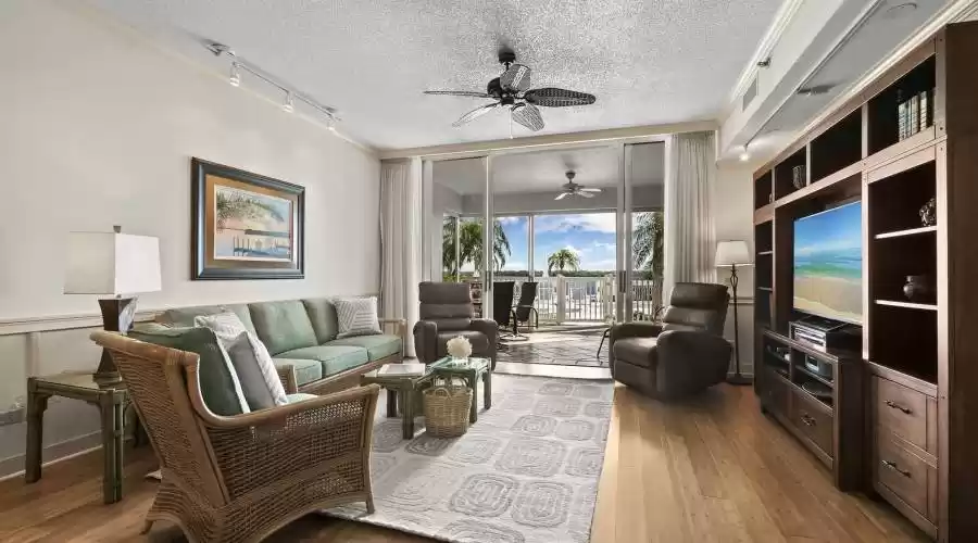 615 Dream Island Rd # 105, Longboat Key, Florida, 34228, United States, 2 Bedrooms Bedrooms, ,2 BathroomsBathrooms,Residential,For Sale,615 Dream Island Rd # 105,1497468