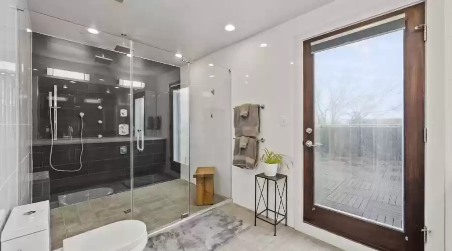 1339 Irving Street NW, PH, Washington, District Of Columbia, 20010, United States, 3 Bedrooms Bedrooms, ,3 BathroomsBathrooms,Residential,For Sale,1339 Irving Street NW , PH,1499429