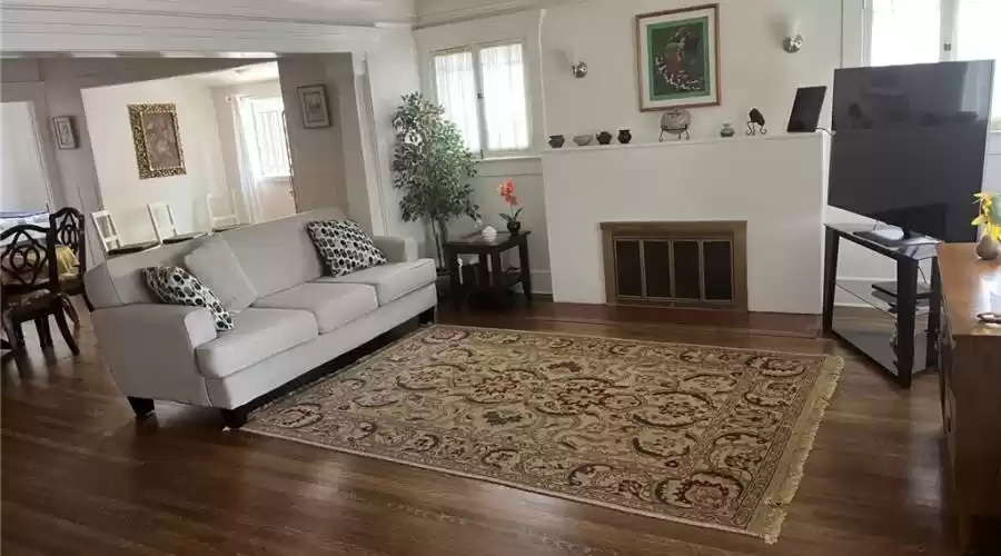 138 N Dillon Street, LOS ANGELES, California, 90026, United States, 3 Bedrooms Bedrooms, ,1 BathroomBathrooms,Residential,For Sale,138 N Dillon Street,1508439