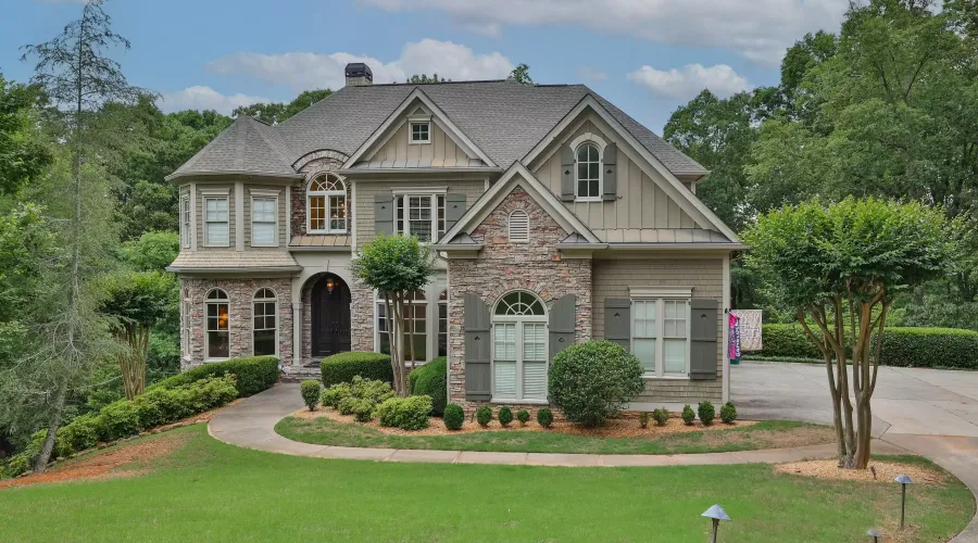 8069 Kenstone Ct, Georgia, 30350, United States, 6 Bedrooms Bedrooms, 20 Rooms Rooms,6 BathroomsBathrooms,Residential,For Sale,1512978