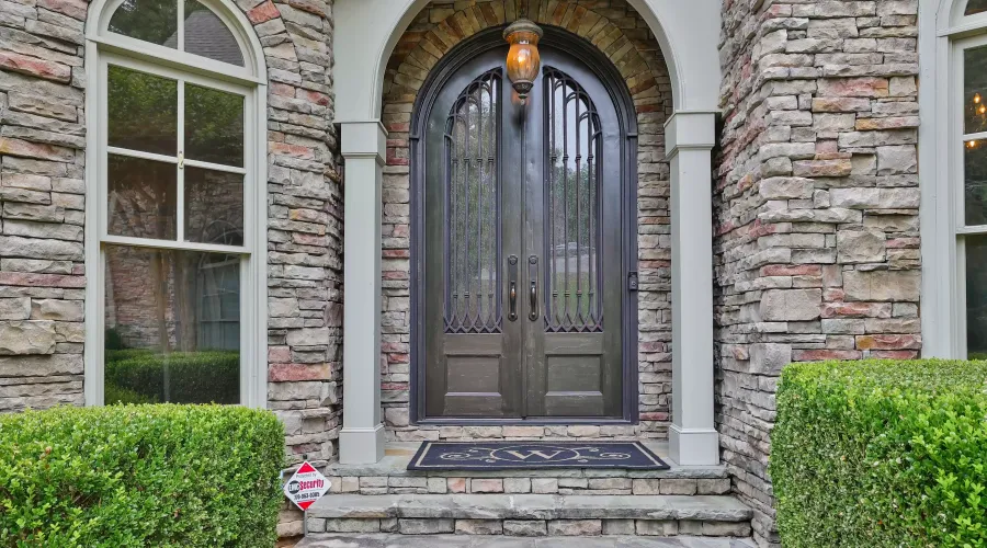 8069 Kenstone Ct, Georgia, 30350, United States, 6 Bedrooms Bedrooms, 20 Rooms Rooms,6 BathroomsBathrooms,Residential,For Sale,1512978