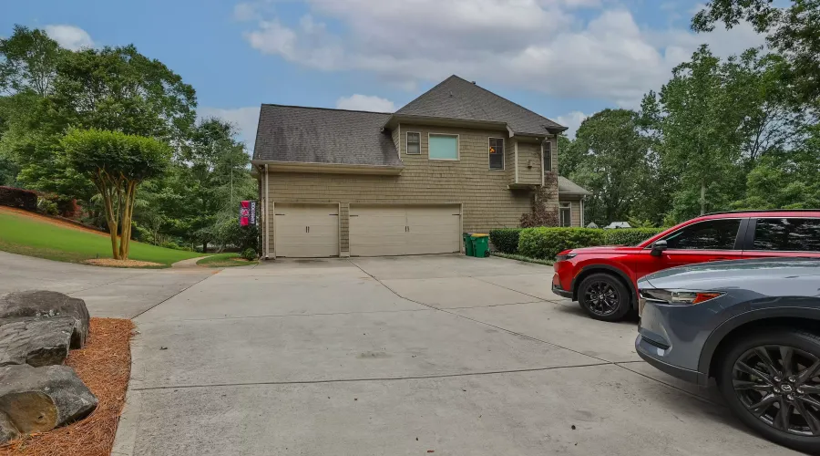 8069 Kenstone Ct, Georgia, 30350, United States, 6 Bedrooms Bedrooms, 20 Rooms Rooms,6 BathroomsBathrooms,Residential,For Sale,1512978