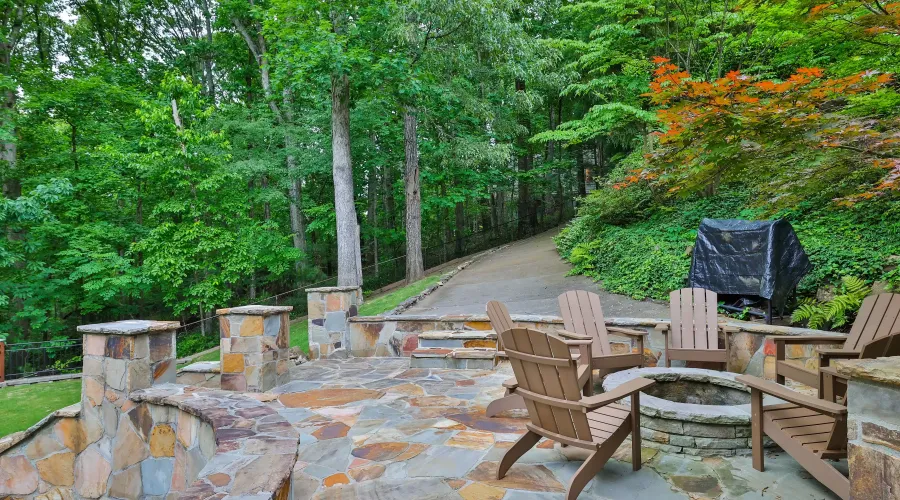 8069 Kenstone Ct, Georgia, 30350, United States, 6 Bedrooms Bedrooms, 20 Rooms Rooms,6 BathroomsBathrooms,Residential,For Sale,1512978