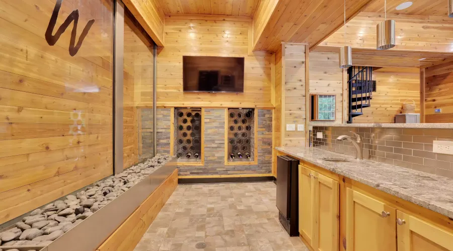 8069 Kenstone Ct, Georgia, 30350, United States, 6 Bedrooms Bedrooms, 20 Rooms Rooms,6 BathroomsBathrooms,Residential,For Sale,1512978