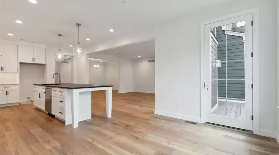 811 Grayson LN, AMBLER, Pennsylvania, 19002, United States, 3 Bedrooms Bedrooms, 11 Rooms Rooms,2 BathroomsBathrooms,Residential,For Sale,Grayson,1523014