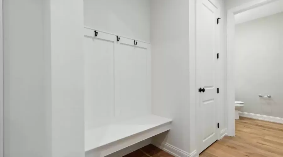 811 Grayson LN, AMBLER, Pennsylvania, 19002, United States, 3 Bedrooms Bedrooms, 11 Rooms Rooms,2 BathroomsBathrooms,Residential,For Sale,Grayson,1523014