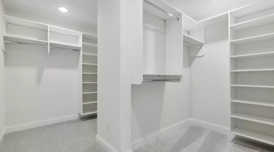 811 Grayson LN, AMBLER, Pennsylvania, 19002, United States, 3 Bedrooms Bedrooms, 11 Rooms Rooms,2 BathroomsBathrooms,Residential,For Sale,Grayson,1523014