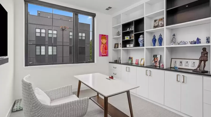 4582 Riverside Way, Manayunk, Pennsylvania, 19128, United States, 4 Bedrooms Bedrooms, 8 Rooms Rooms,3 BathroomsBathrooms,Residential,For Sale,THE LOCHS,Riverside,1523601