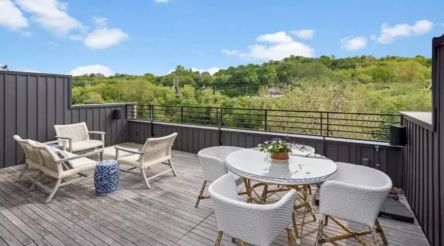 4582 Riverside Way, Manayunk, Pennsylvania, 19128, United States, 4 Bedrooms Bedrooms, 8 Rooms Rooms,3 BathroomsBathrooms,Residential,For Sale,THE LOCHS,Riverside,1523601
