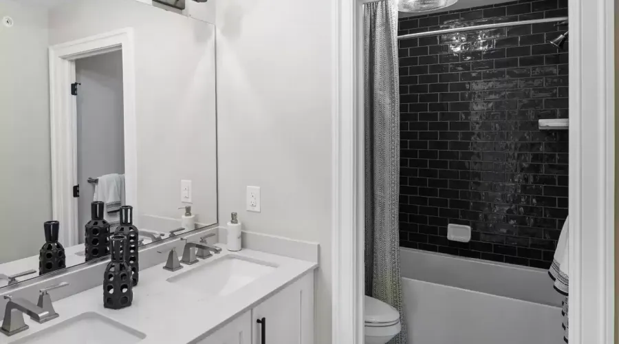 528 Dawes Ln, AMBLER, Pennsylvania, 19002, United States, 3 Bedrooms Bedrooms, 6 Rooms Rooms,2 BathroomsBathrooms,Residential,For Sale,Dawes,1523602