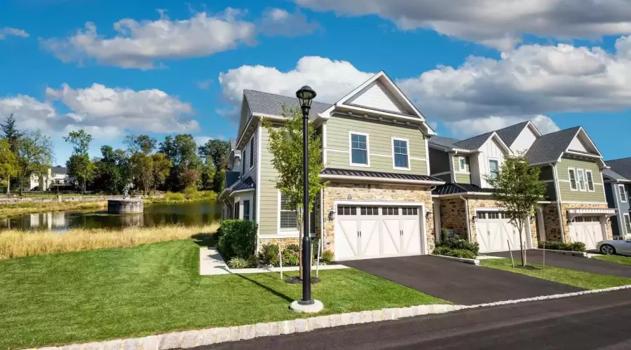 528 Dawes Ln, AMBLER, Pennsylvania, 19002, United States, 3 Bedrooms Bedrooms, 6 Rooms Rooms,2 BathroomsBathrooms,Residential,For Sale,Dawes,1523602