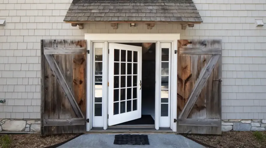 25 Sheffield Road, Egremont, Massachusetts, 01258, United States, 6 Bedrooms Bedrooms, 12 Rooms Rooms,4 BathroomsBathrooms,Residential,For Sale,Sheffield,1528515