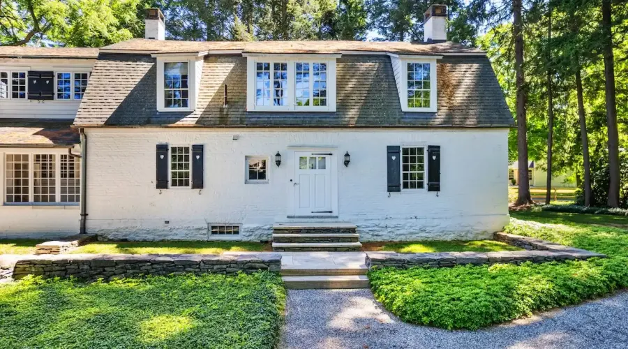 25 Sheffield Road, Egremont, Massachusetts, 01258, United States, 6 Bedrooms Bedrooms, 12 Rooms Rooms,4 BathroomsBathrooms,Residential,For Sale,Sheffield,1528515