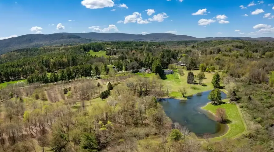 25 Sheffield Road, Egremont, Massachusetts, 01258, United States, 6 Bedrooms Bedrooms, 12 Rooms Rooms,4 BathroomsBathrooms,Residential,For Sale,Sheffield,1528515
