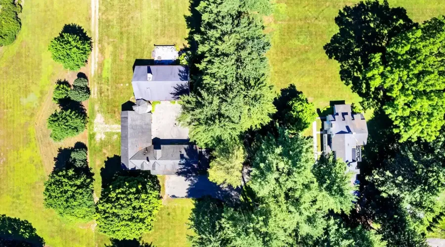 25 Sheffield Road, Egremont, Massachusetts, 01258, United States, 6 Bedrooms Bedrooms, 12 Rooms Rooms,4 BathroomsBathrooms,Residential,For Sale,Sheffield,1528515