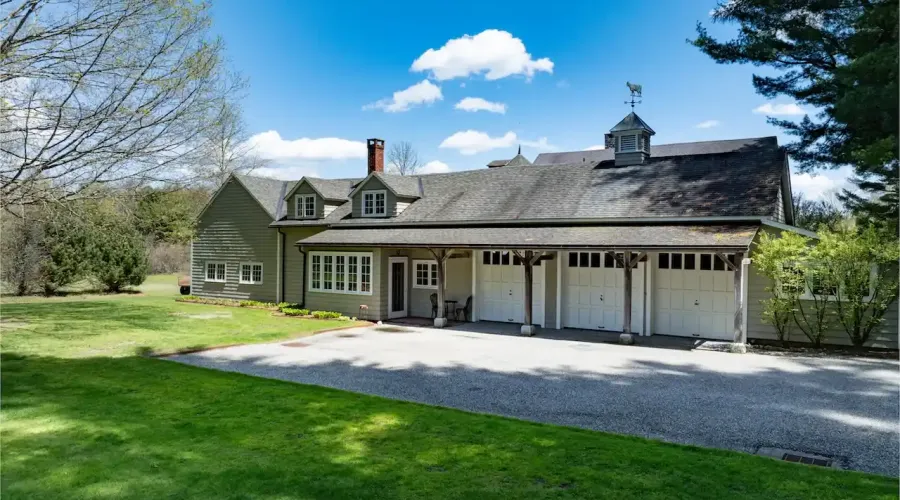 25 Sheffield Road, Egremont, Massachusetts, 01258, United States, 6 Bedrooms Bedrooms, 12 Rooms Rooms,4 BathroomsBathrooms,Residential,For Sale,Sheffield,1528515