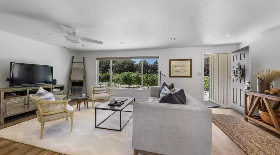 1067 Darms Lane, Napa, California, 94558, United States, 5 Bedrooms Bedrooms, ,3 BathroomsBathrooms,Residential,For Sale,1067 Darms Lane,1532098