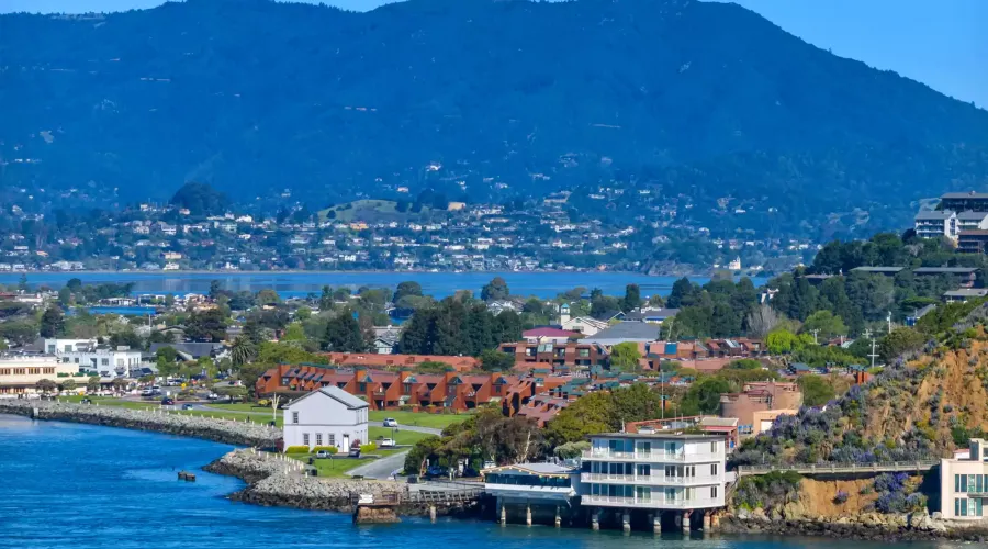 2002 Paradise Drive, Tiburon, California, 94920, United States, 9 Bedrooms Bedrooms, ,6 BathroomsBathrooms,Residential,For Sale,2002 Paradise Drive,1532312