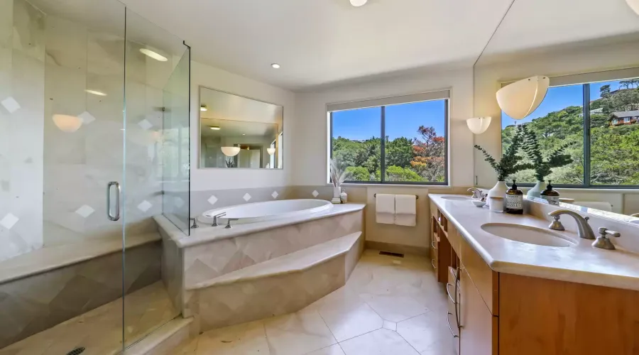 21 Tara Hill Rd, Belvedere Tiburon, California, 94920, United States, 4 Bedrooms Bedrooms, ,3.5 BathroomsBathrooms,Residential,For Sale,21 Tara Hill Rd,1540363