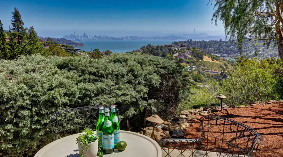 21 Tara Hill Rd, Belvedere Tiburon, California, 94920, United States, 4 Bedrooms Bedrooms, ,3.5 BathroomsBathrooms,Residential,For Sale,21 Tara Hill Rd,1540363
