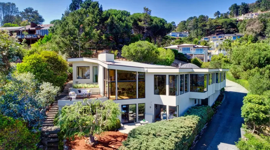 21 Tara Hill Rd, Belvedere Tiburon, California, 94920, United States, 4 Bedrooms Bedrooms, ,3.5 BathroomsBathrooms,Residential,For Sale,21 Tara Hill Rd,1540363