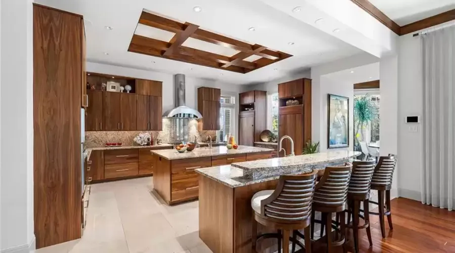 655 BOUGAINVILLEA RD, NAPLES, Florida, 34102, United States, 4 Bedrooms Bedrooms, ,5 BathroomsBathrooms,Residential,For Sale,655 BOUGAINVILLEA RD,1546605