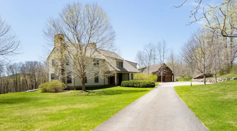 11-17 Valley Road, Lakeville, Connecticut, 06068, United States, 5 Bedrooms Bedrooms, 12 Rooms Rooms,5 BathroomsBathrooms,Residential,For Sale,Valley,1546607