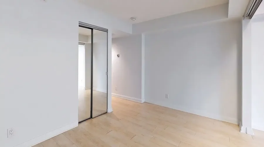 155 Yorkville Ave, Unit #2811, Toronto, Ontario, Canada, 1 Bedroom Bedrooms, 4 Rooms Rooms,1 BathroomBathrooms,Condo,For Sale,Yorkville,10,1548283