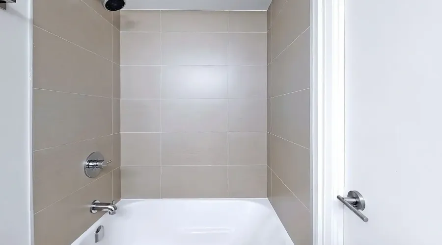 155 Yorkville Ave, Unit #2811, Toronto, Ontario, Canada, 1 Bedroom Bedrooms, 4 Rooms Rooms,1 BathroomBathrooms,Condo,For Sale,Yorkville,10,1548283
