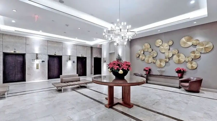 155 Yorkville Ave, Unit #2811, Toronto, Ontario, Canada, 1 Bedroom Bedrooms, 4 Rooms Rooms,1 BathroomBathrooms,Condo,For Sale,Yorkville,10,1548283