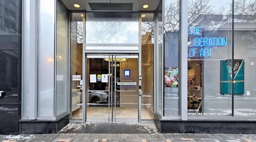155 Yorkville Ave, Unit #2811, Toronto, Ontario, Canada, 1 Bedroom Bedrooms, 4 Rooms Rooms,1 BathroomBathrooms,Condo,For Sale,Yorkville,10,1548283