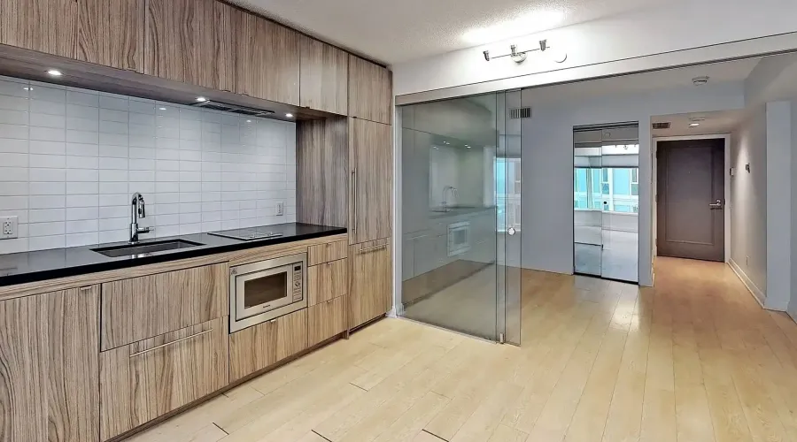 155 Yorkville Ave, Unit #2811, Toronto, Ontario, Canada, 1 Bedroom Bedrooms, 4 Rooms Rooms,1 BathroomBathrooms,Condo,For Sale,Yorkville,10,1548283