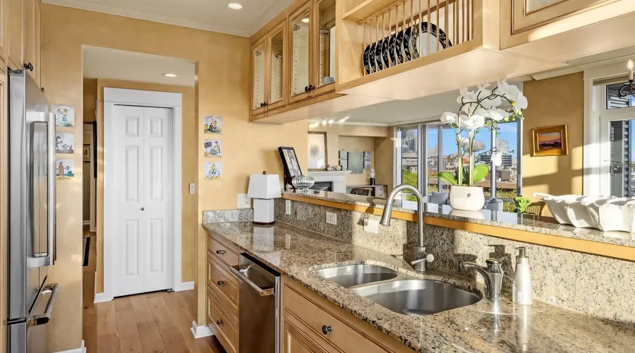 415 W Republican Unit 500, Seattle, Washington, 98119, United States, 2 Bedrooms Bedrooms, ,2 BathroomsBathrooms,Condo,For Sale,W Republican Unit 500,1568818