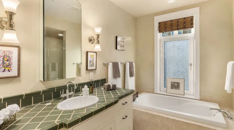 415 W Republican Unit 500, Seattle, Washington, 98119, United States, 2 Bedrooms Bedrooms, ,2 BathroomsBathrooms,Condo,For Sale,W Republican Unit 500,1568818