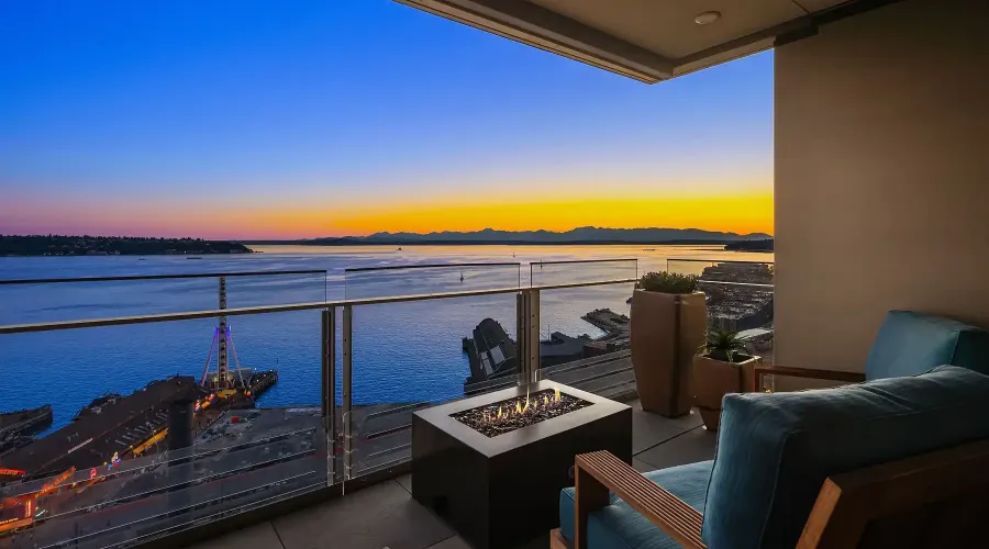 99 union ST #1601, Seattle, Washington, 98101, United States, 2 Bedrooms Bedrooms, ,2 BathroomsBathrooms,Condo,For Sale,Four Seasons Private Residences,union ST #1601,1568821